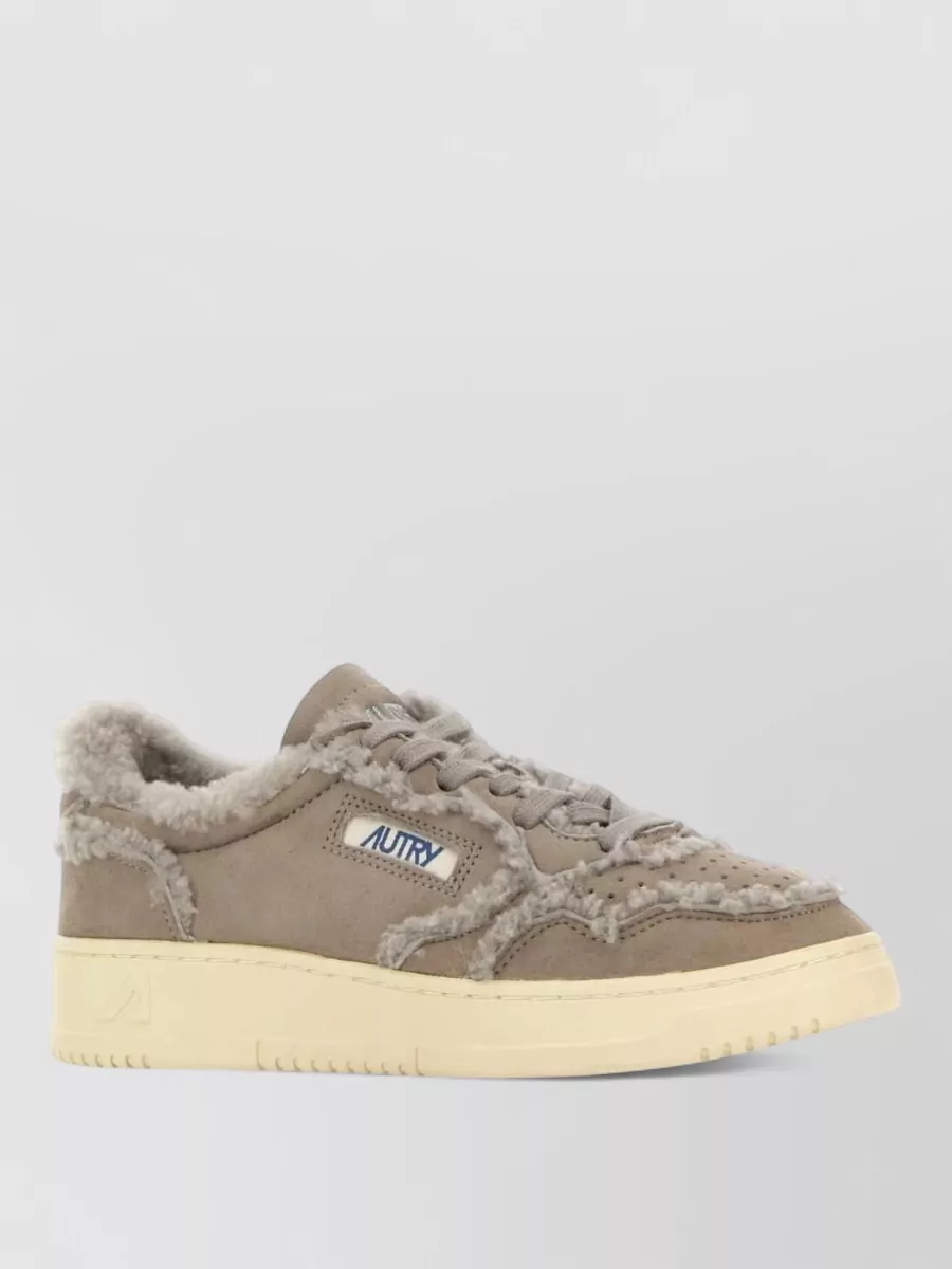 Autry leather low-top sneakers