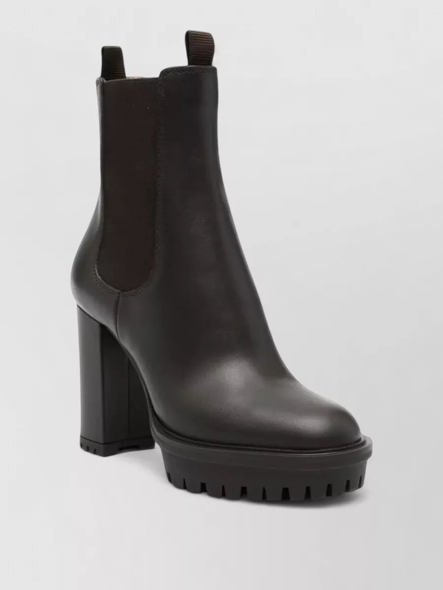 Gianvito Rossi leather ankle boots