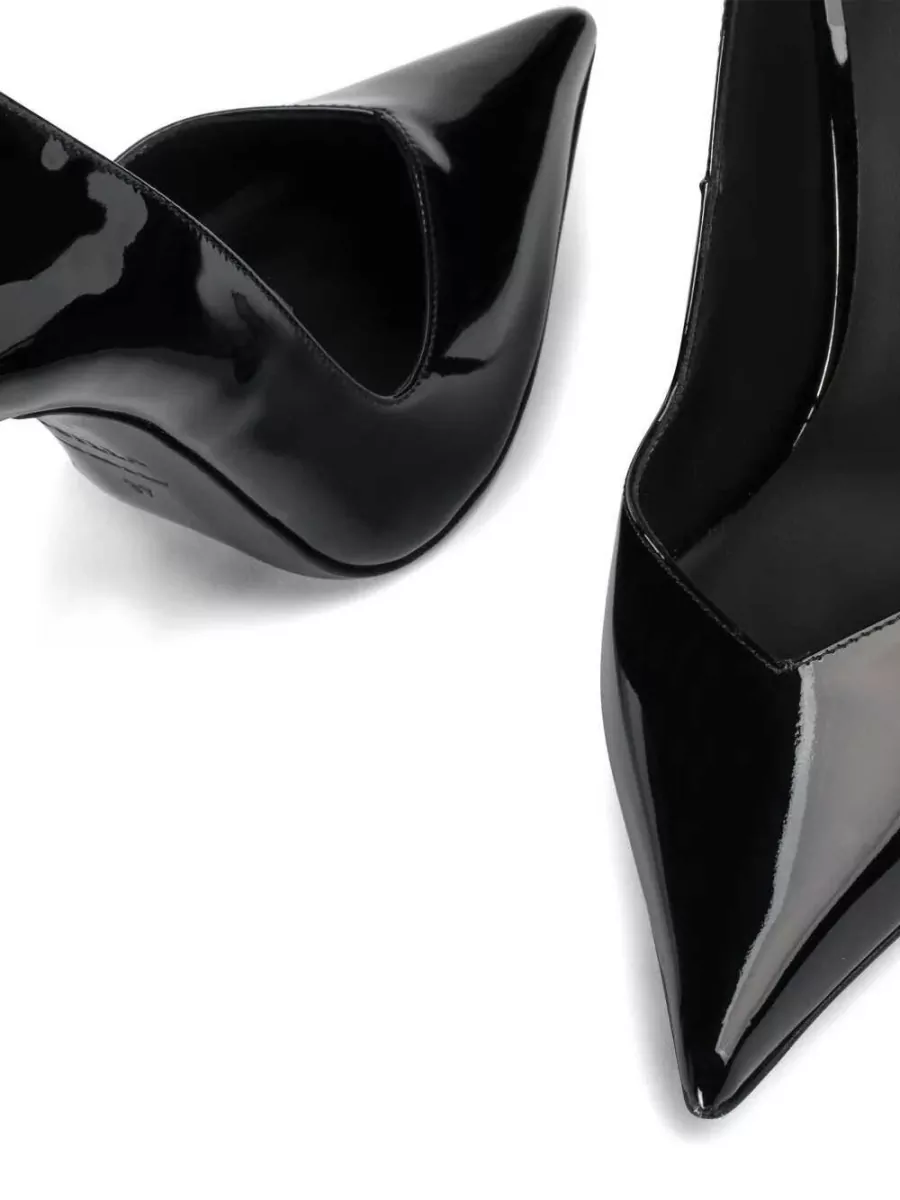 Le Silla Patent Leather Pointed-Toe Pumps