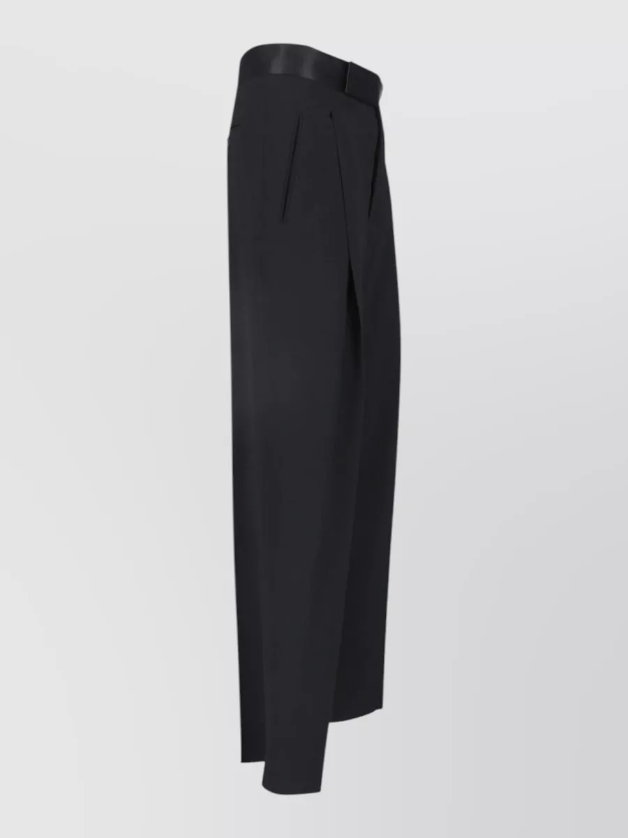 Giorgio Armani Virgin Wool Single Breasted Suit