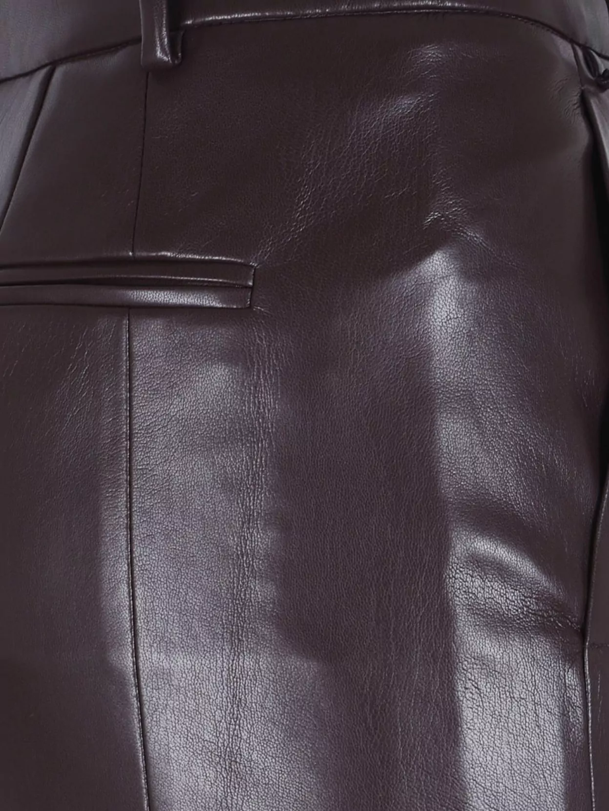 The Andamane Xania - Midi Skirt Slit Design