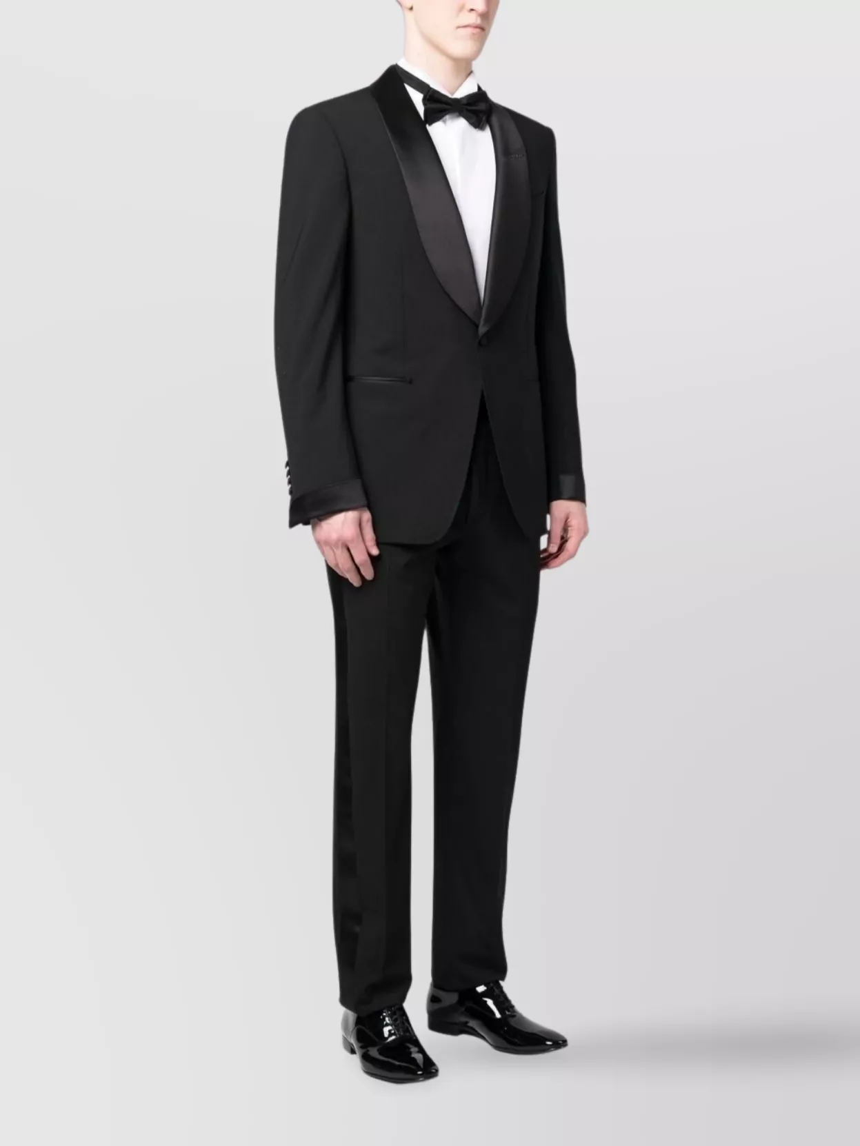 Tom Ford Bi-stretch Plain Weave Shelton Evening Suit In Black
