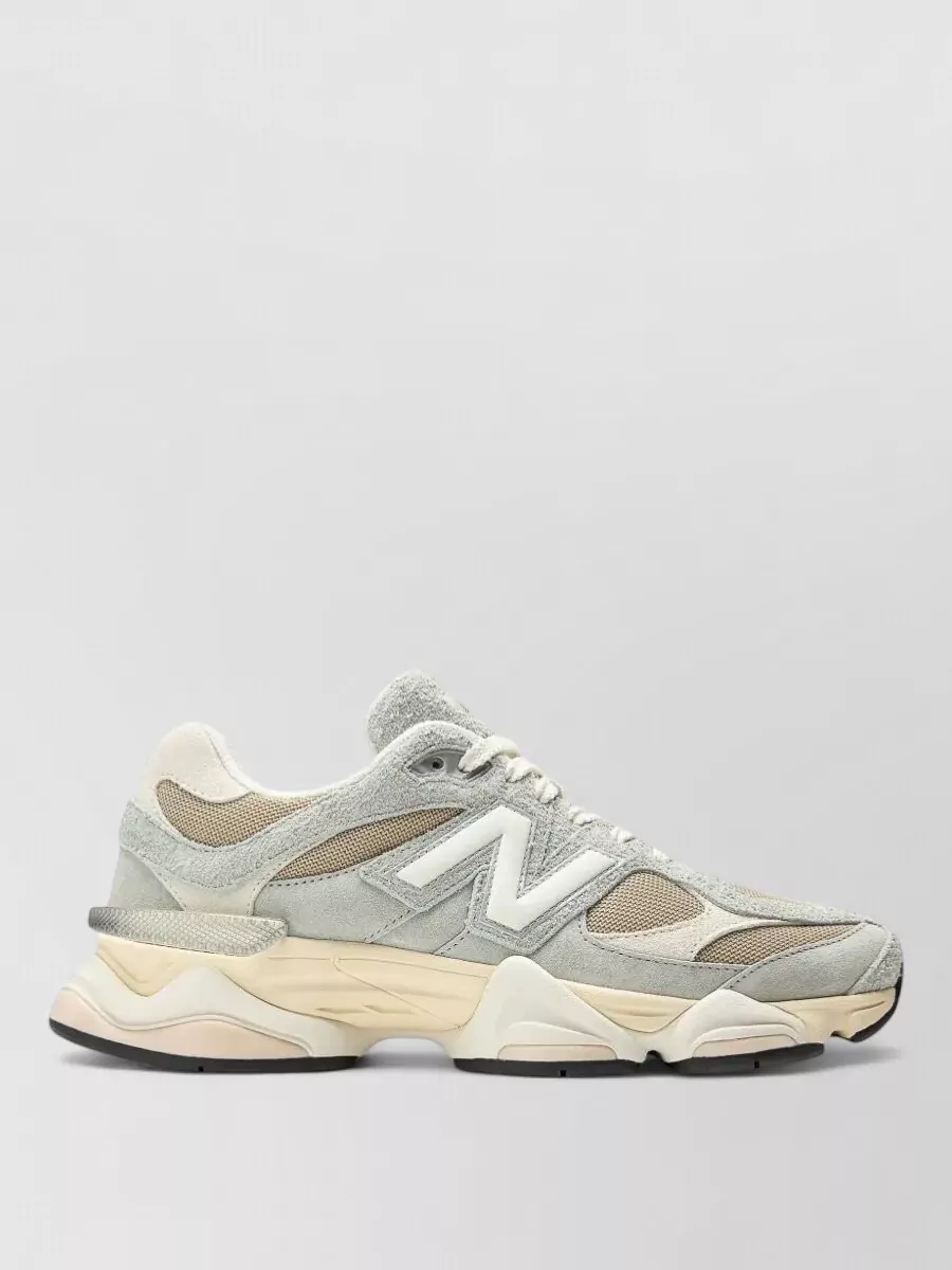 New Balance leather low-top sneakers