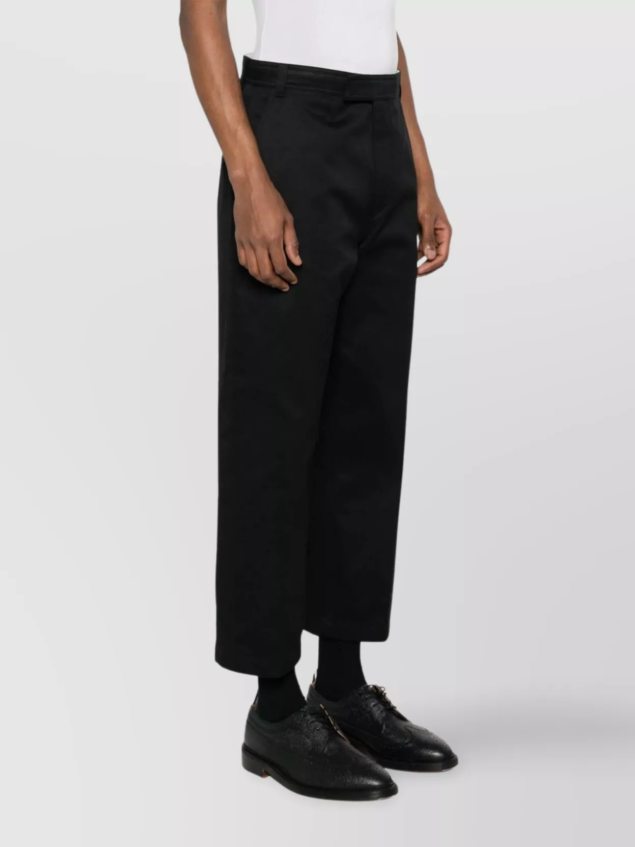 Thom Browne Mid-Rise Tapered Chinos With Belt Loops