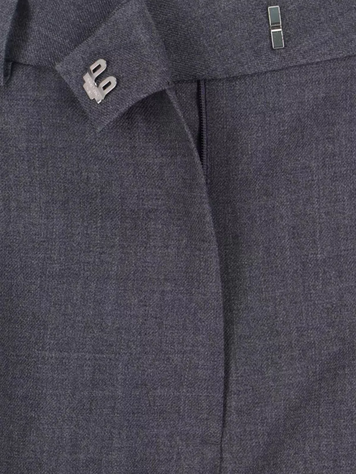 Low Classic Tailored Trousers With Pleats And Pockets