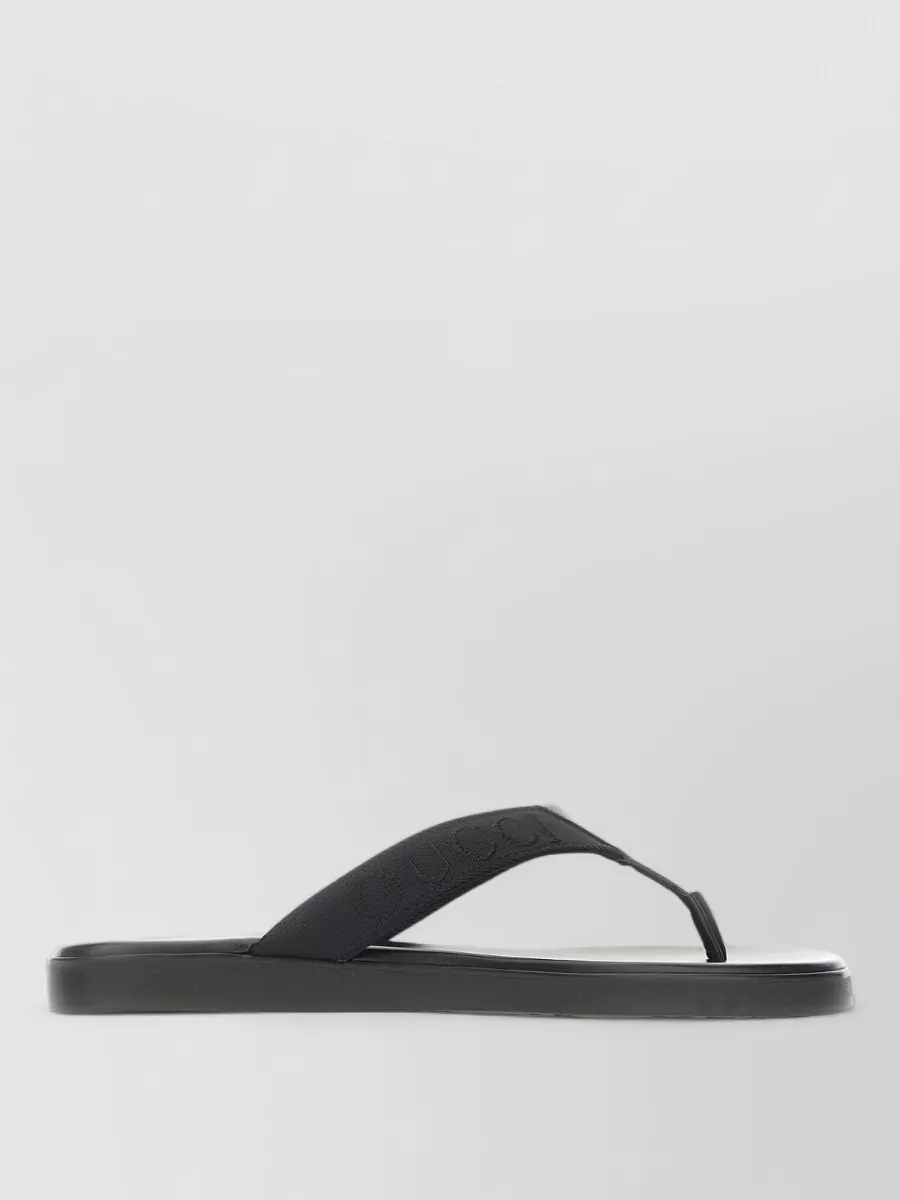Gucci leather thong sandals