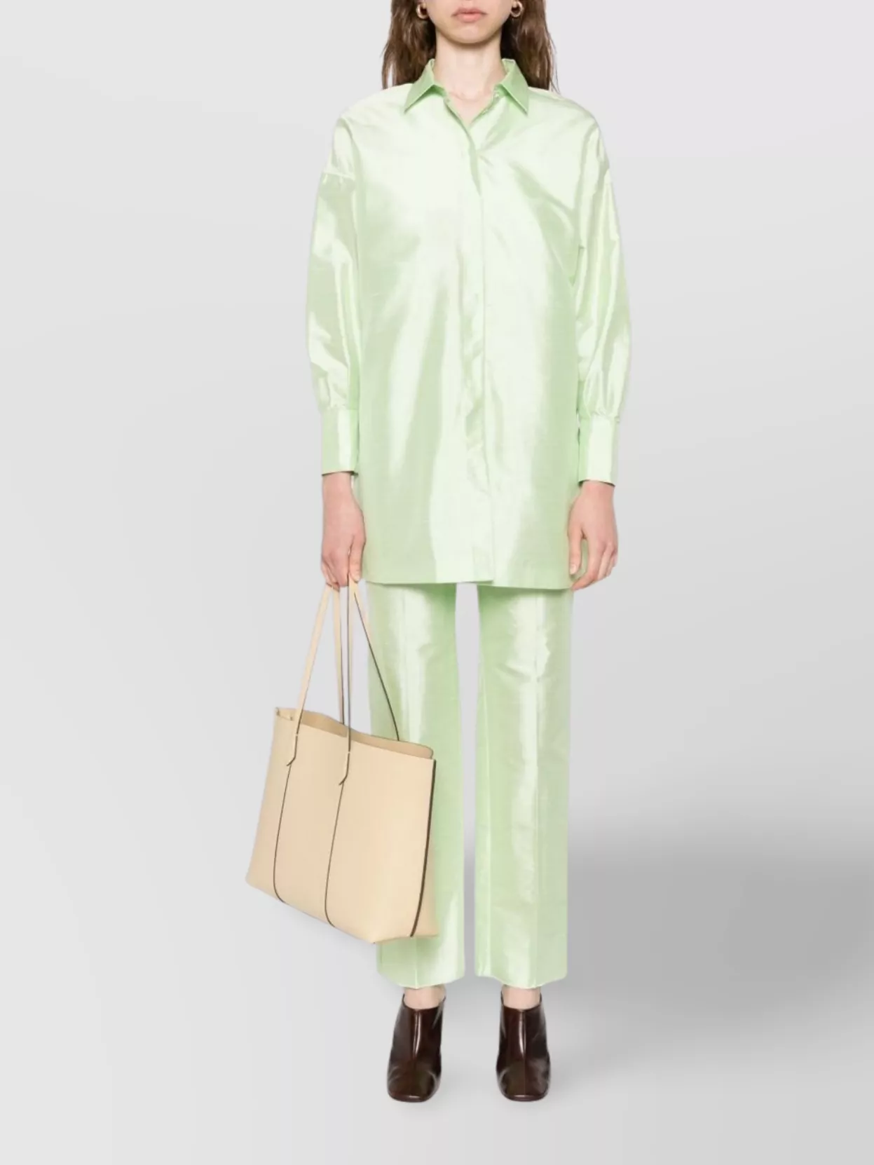 Max Mara Longline Shiny Pointed Collar Top In Green