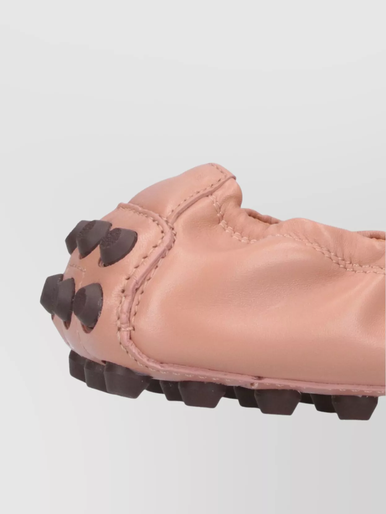 Tod's Round Toe Ballerina Shoes With Bow And Charm Detail