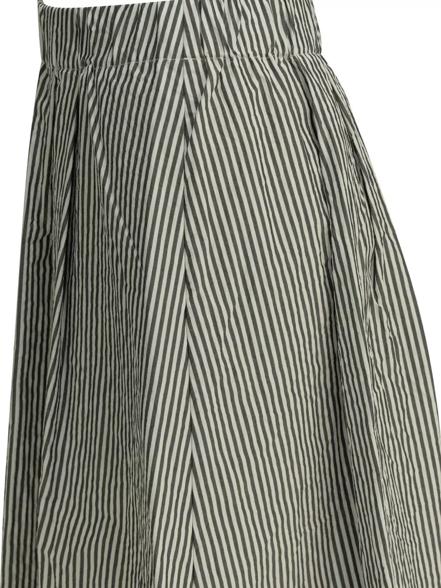 Apuntob Pleated Skirt