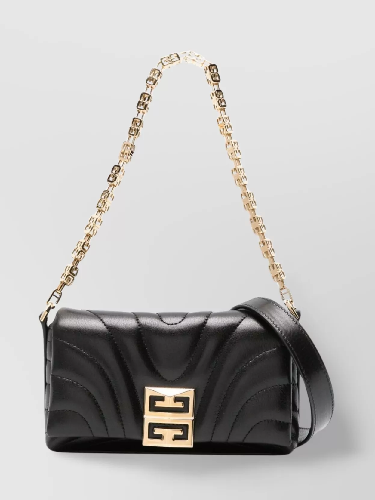 Shop Givenchy Chain-link Quilted Shoulder Bag In Black