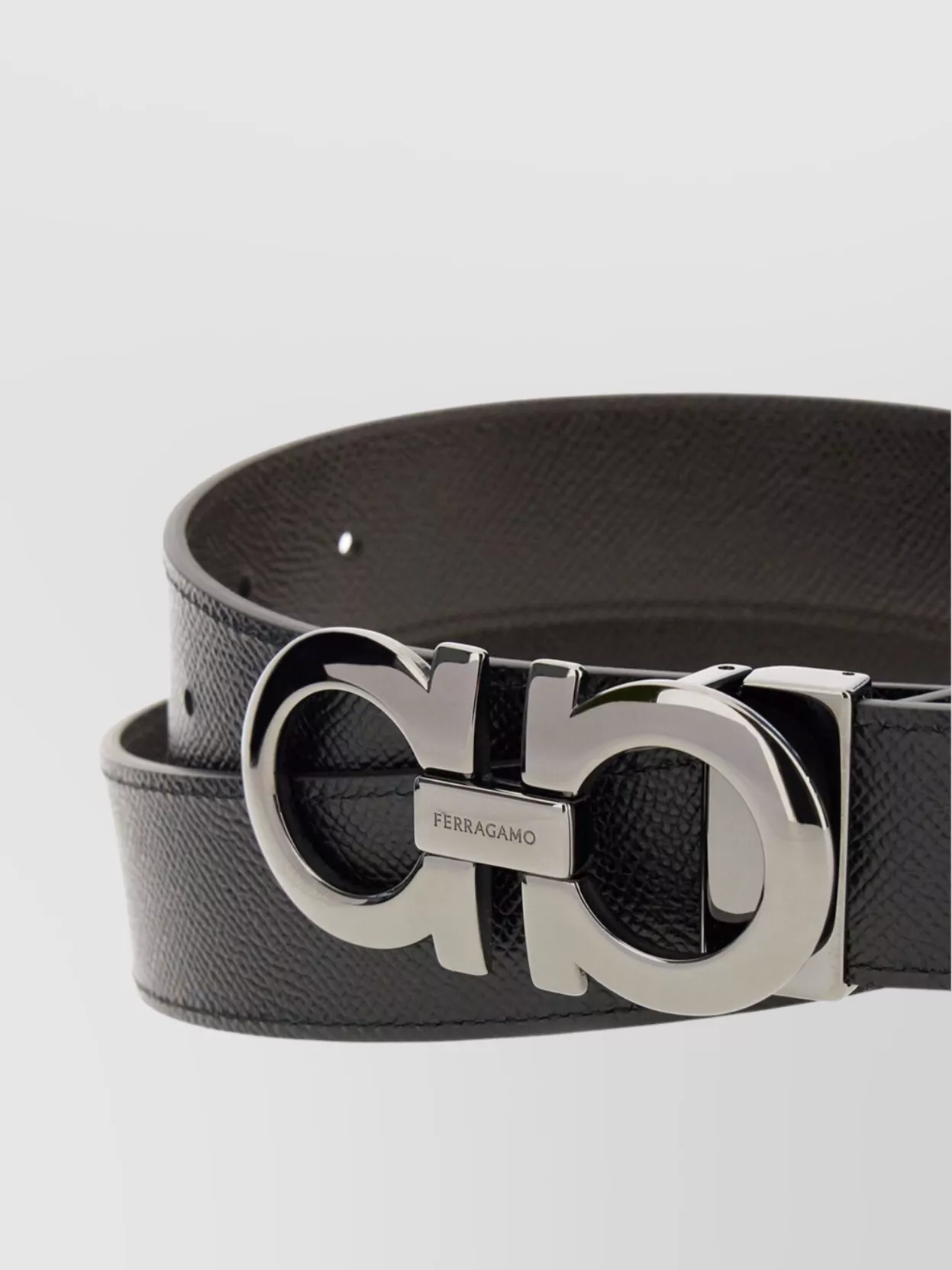 Ferragamo Adjustable Reversible Leather Belt With Metal Buckle