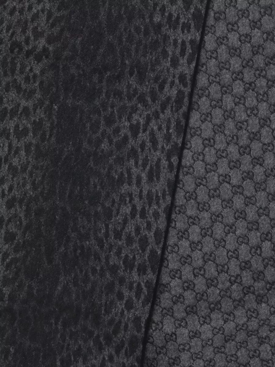Gucci Wool Leopard-Print Logo-Print Scarf