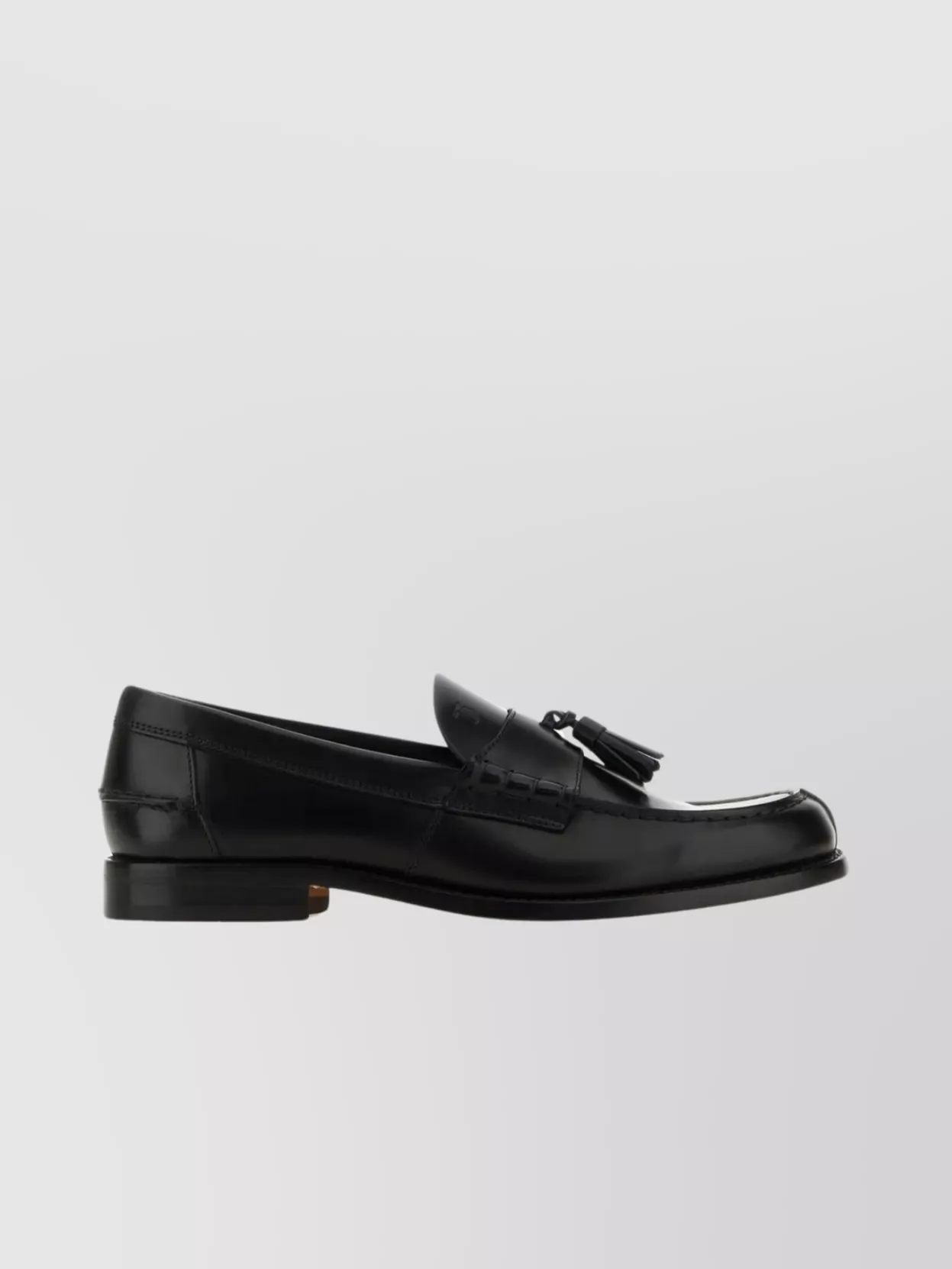 Shop Tod's Polished Leather Loafers With Decorative Tassels