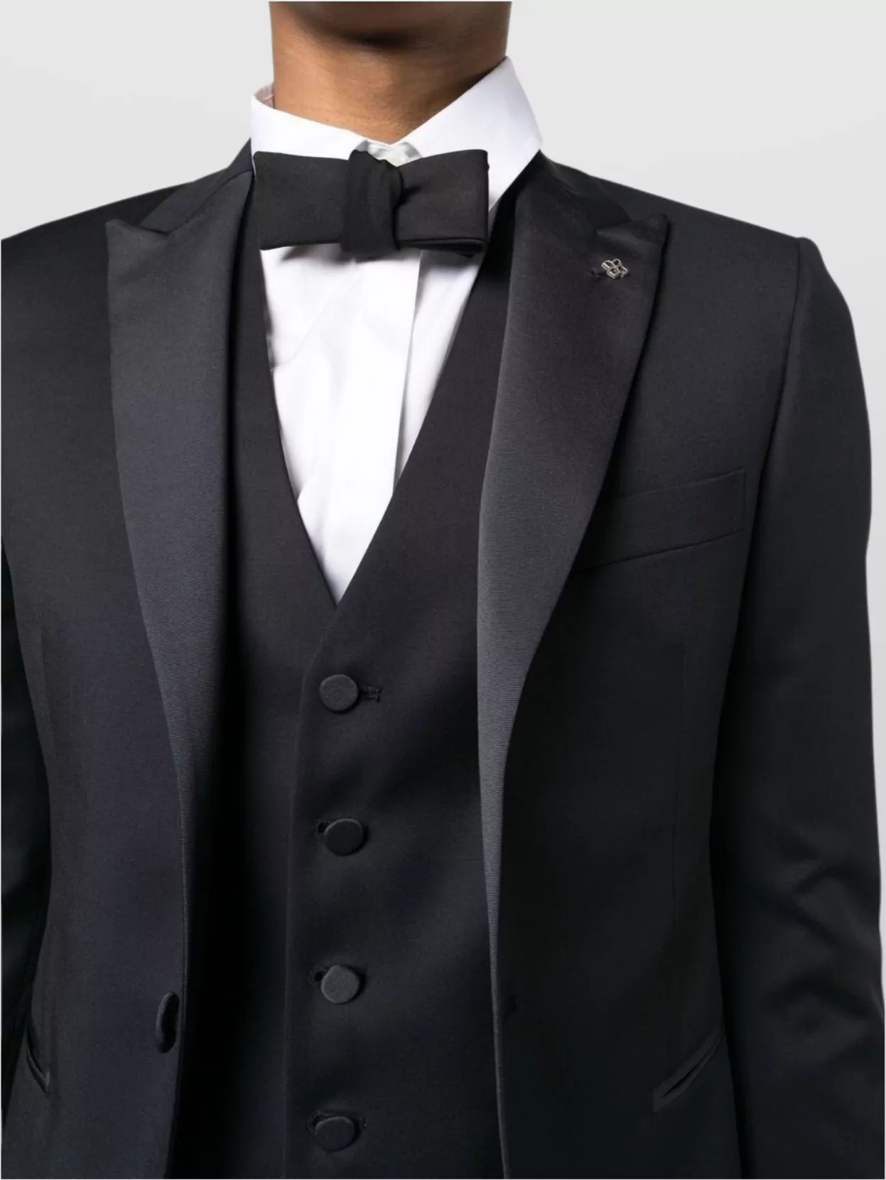 Tagliatore Suit With Satin Lapels And Waistcoat