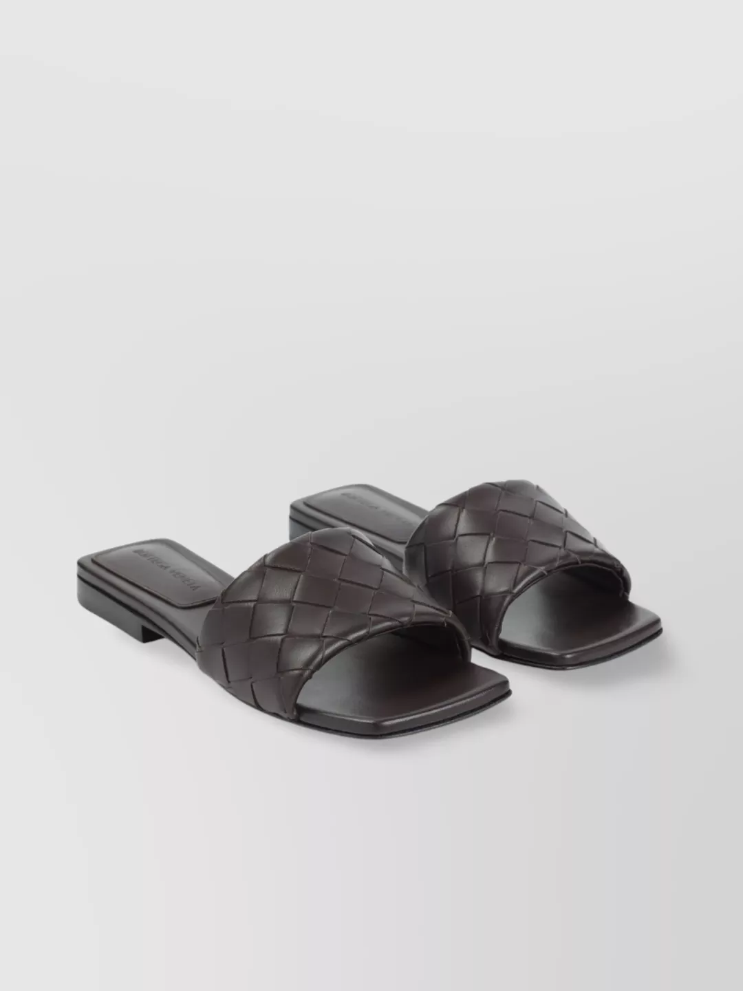 Bottega Veneta Flat Sandals With Intrecciato Leather Strap