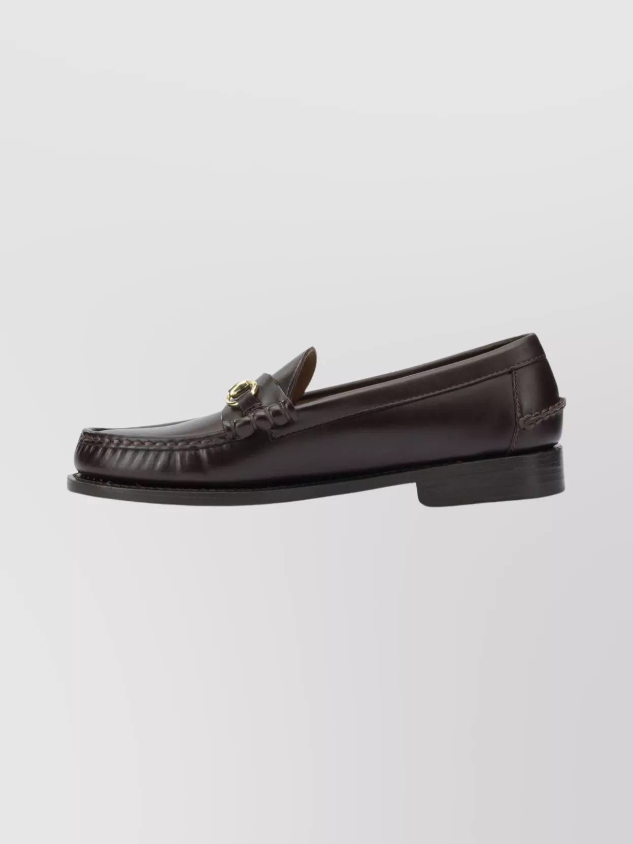 Sebago Round Toe Loafers Featuring Gold-Tone Hardware