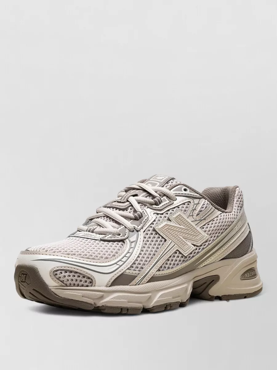 New Balance Low-Top Sneakers
