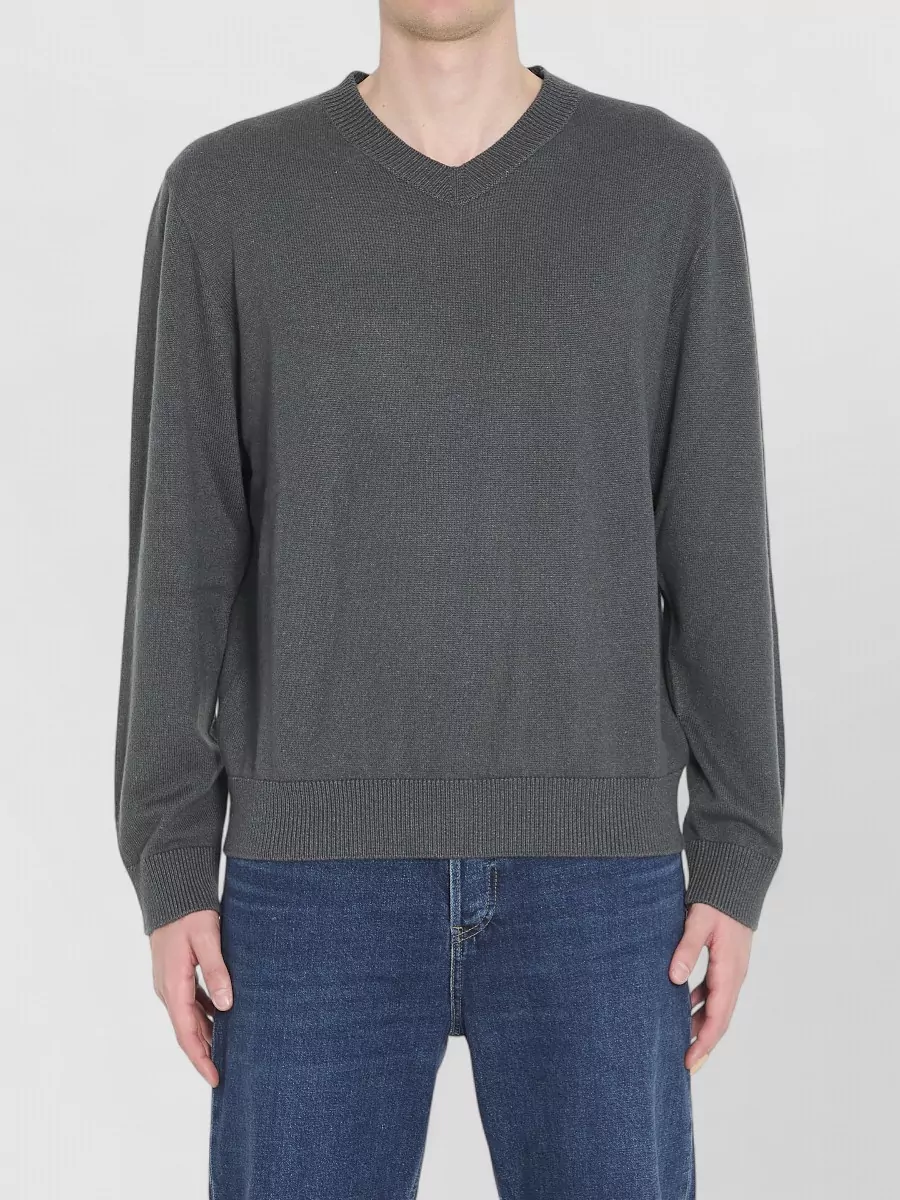 The Row Cashmere Linen Ribbed V-Neck Loose-Fit Sweater