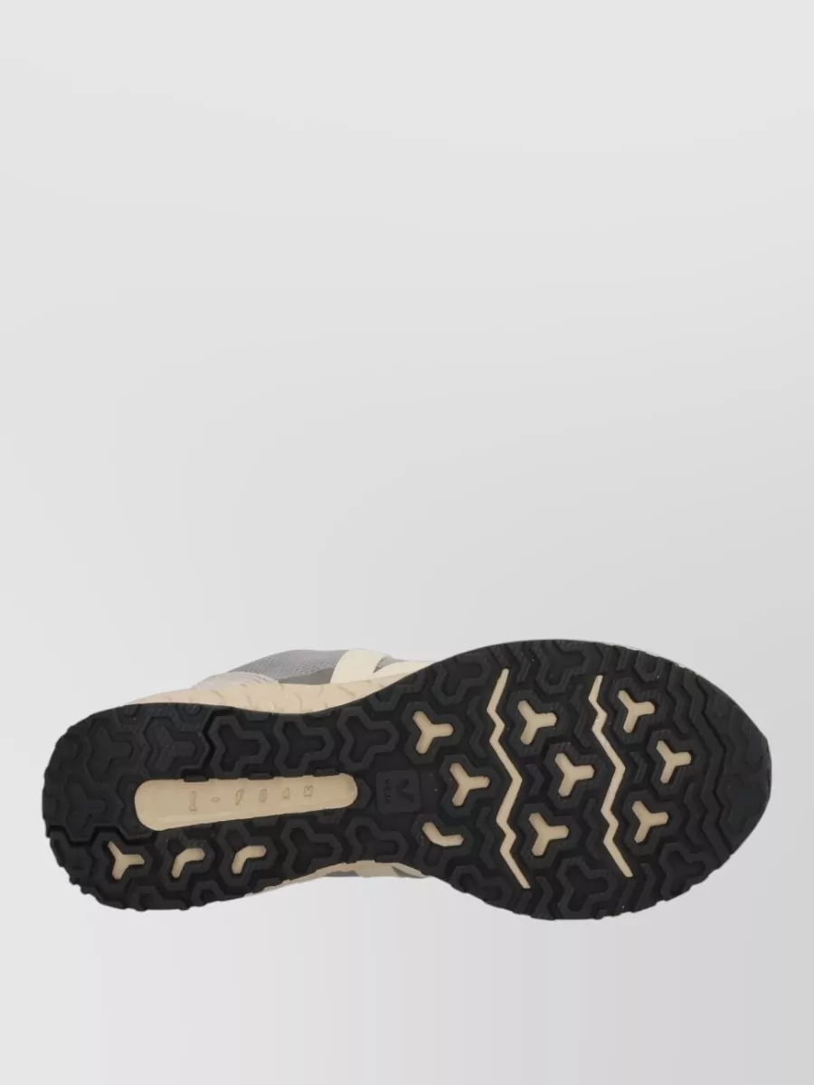 Veja Royal Condor Sneakers Mesh Upper