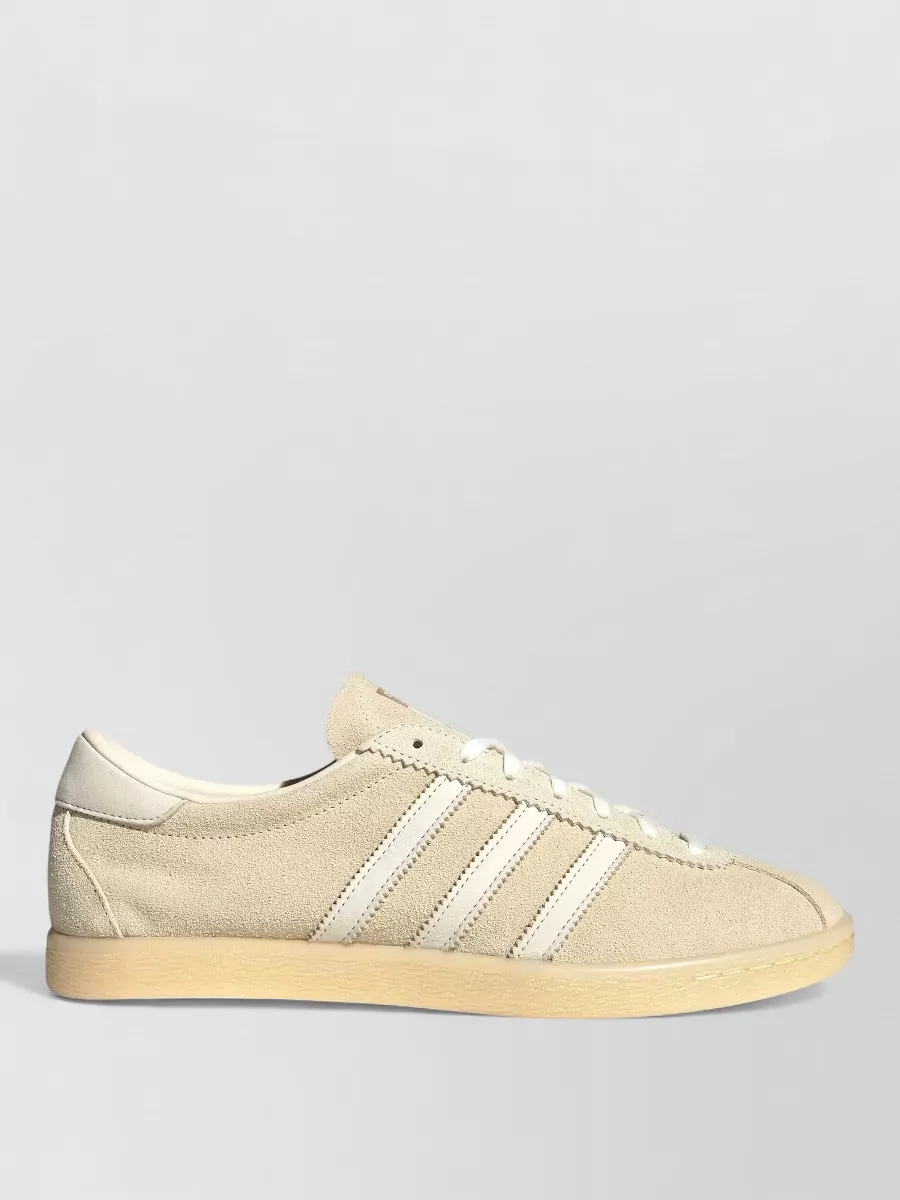 Adidas Originals low-top sneakers
