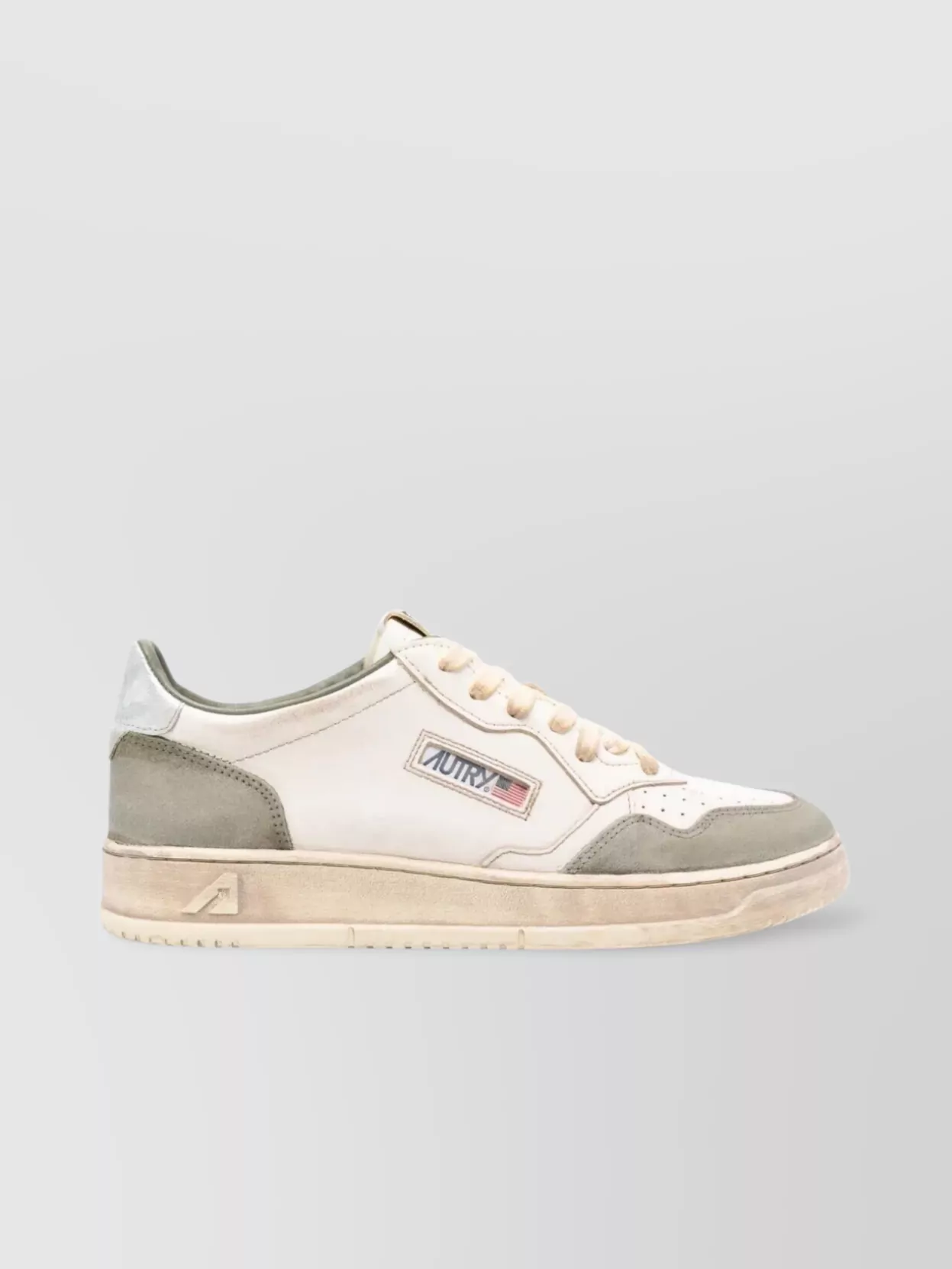 Autry Vintage Low Suede Sneakers In White