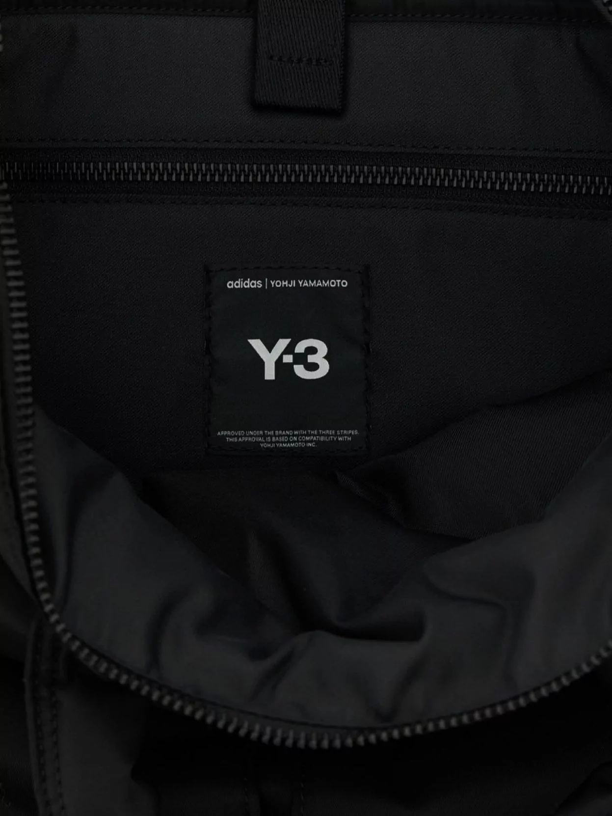Y-3 Padded Tote Bag Adjustable Shoulder Strap