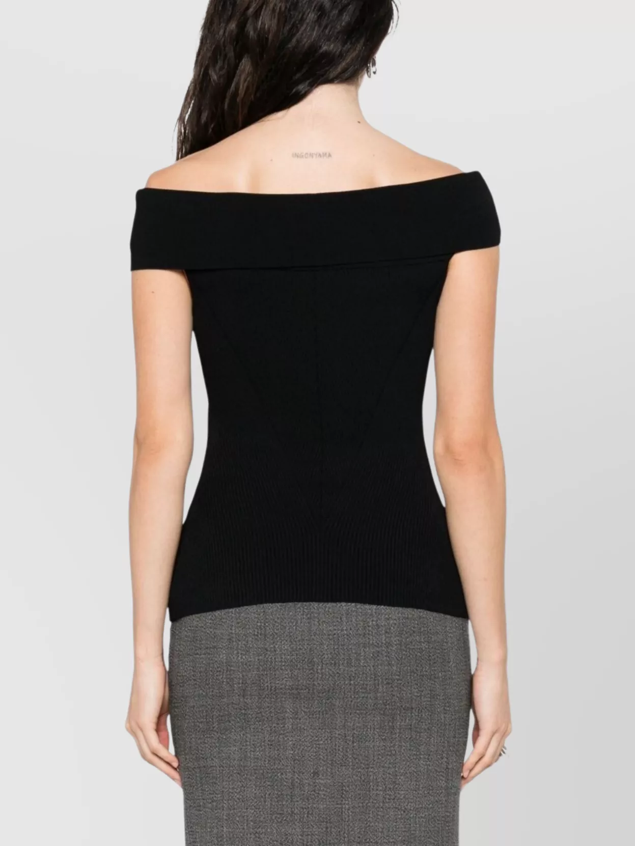 Givenchy Silhouette Ajustée Design Épaules Dénudées Texture Côtelée