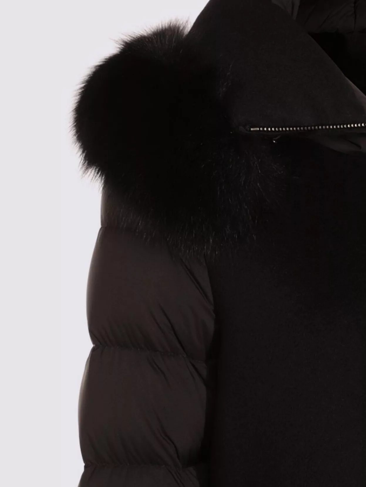 【送料&関税込】Moorer Fur Trim Hood Parka Moorer Padded jackets with fur trim and hood | The Fashion