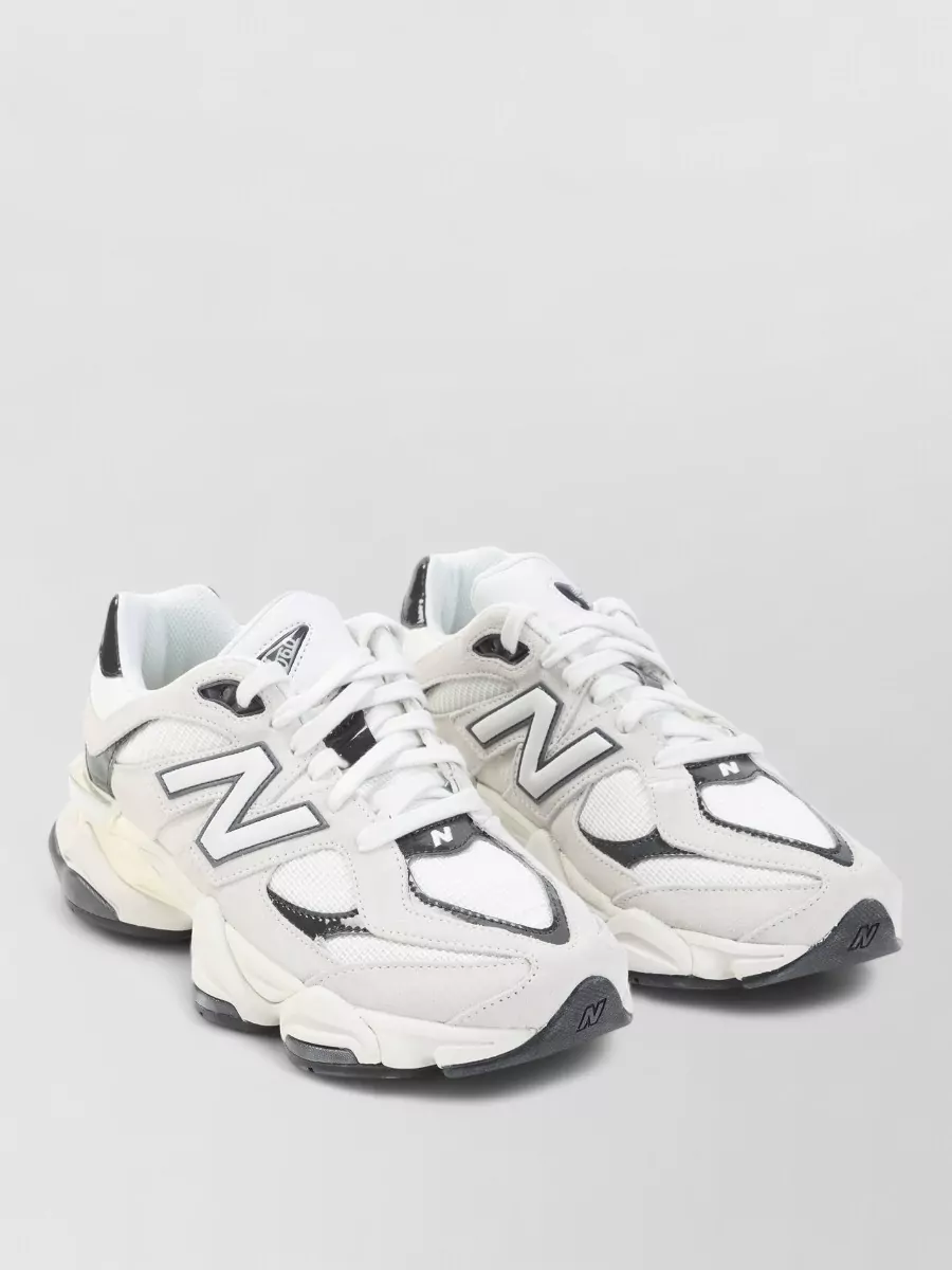 New Balance low-top sneakers