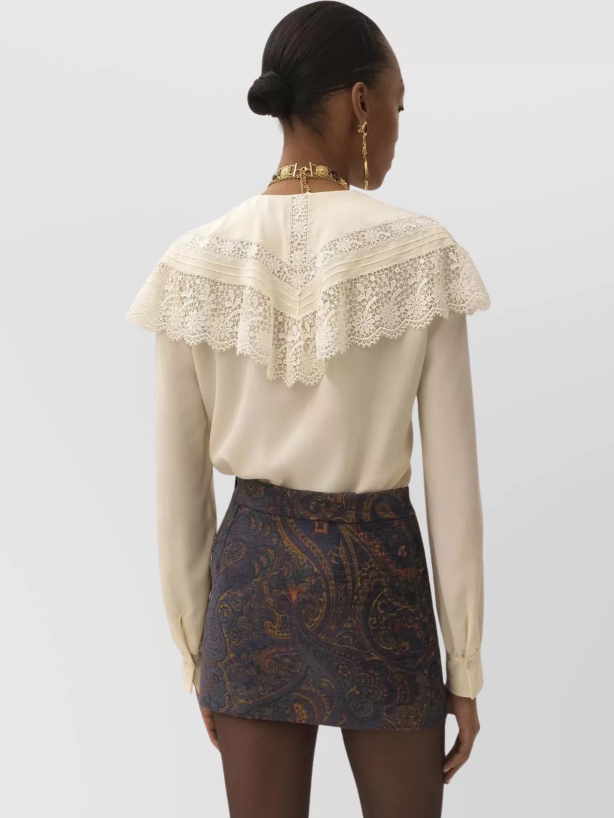 Chloé Lace-trimmed Organic Silk Crepe De Chine Blouse In Neutral