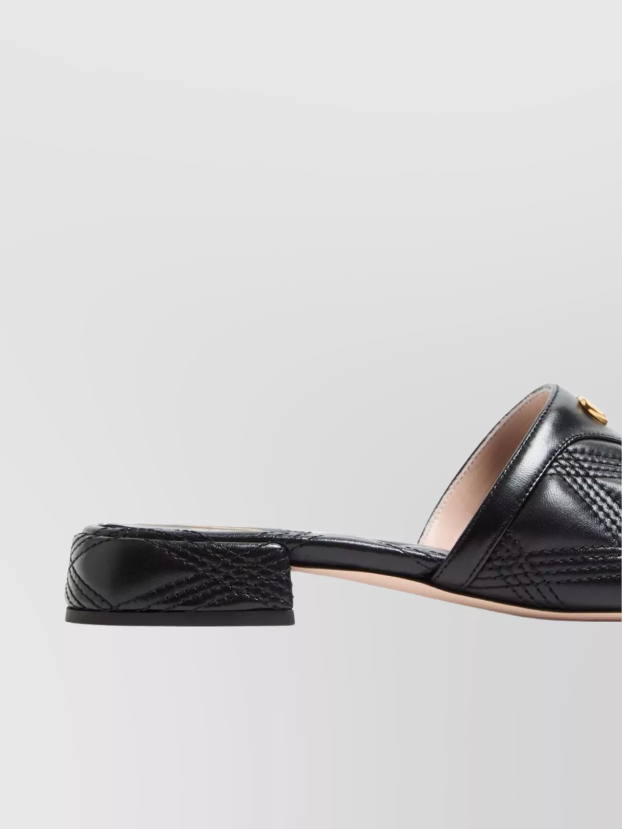 Valentino Garavani Quilted Leather Sandals Diamond Quilting