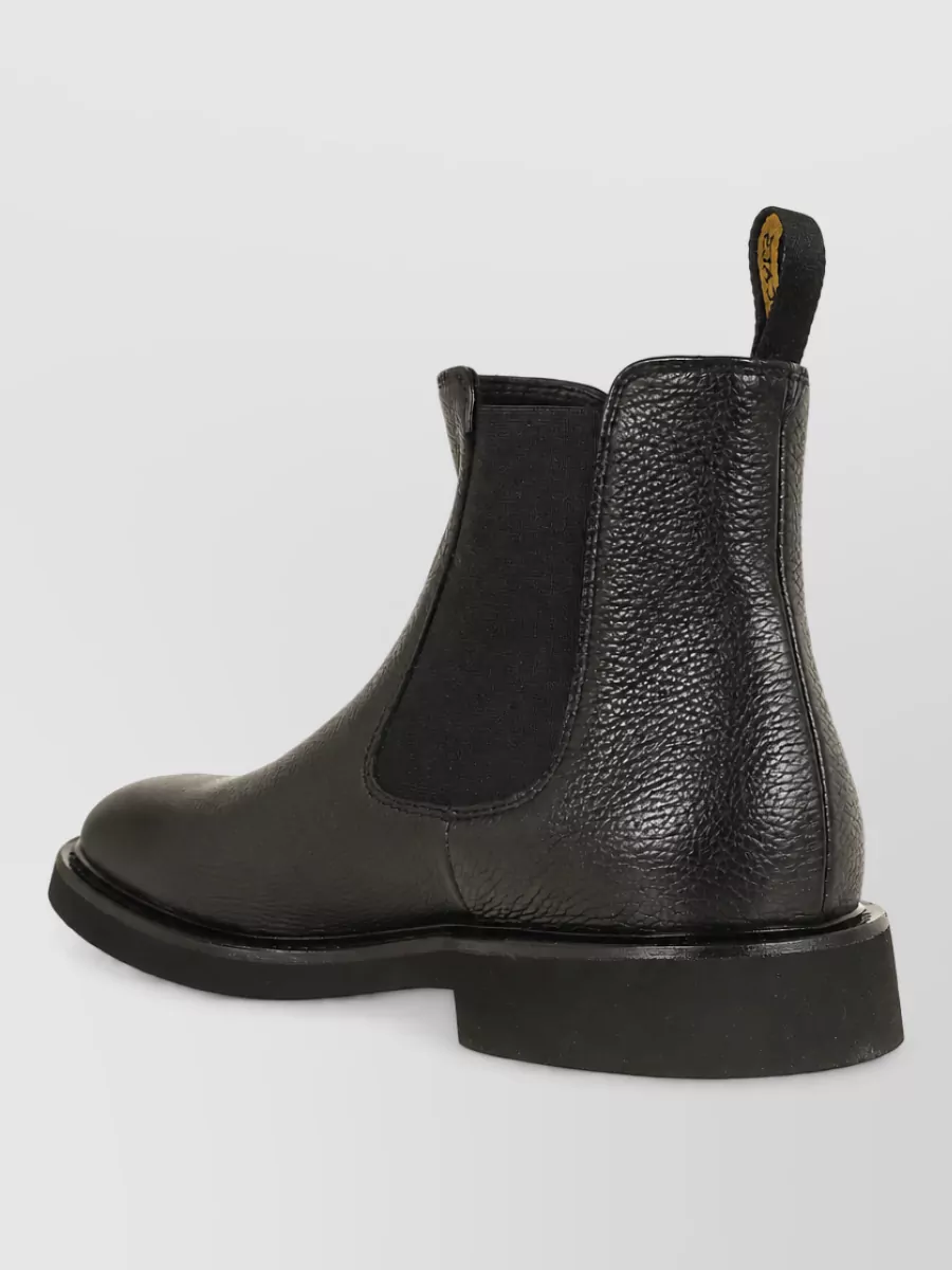 Doucal's Leather Chelsea Boots