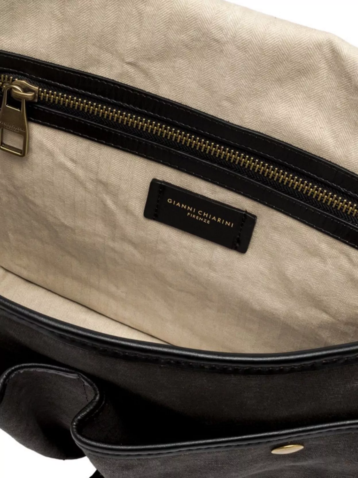 Gianni Chiarini Berlin Shoulder Bag With Adjustable Strap