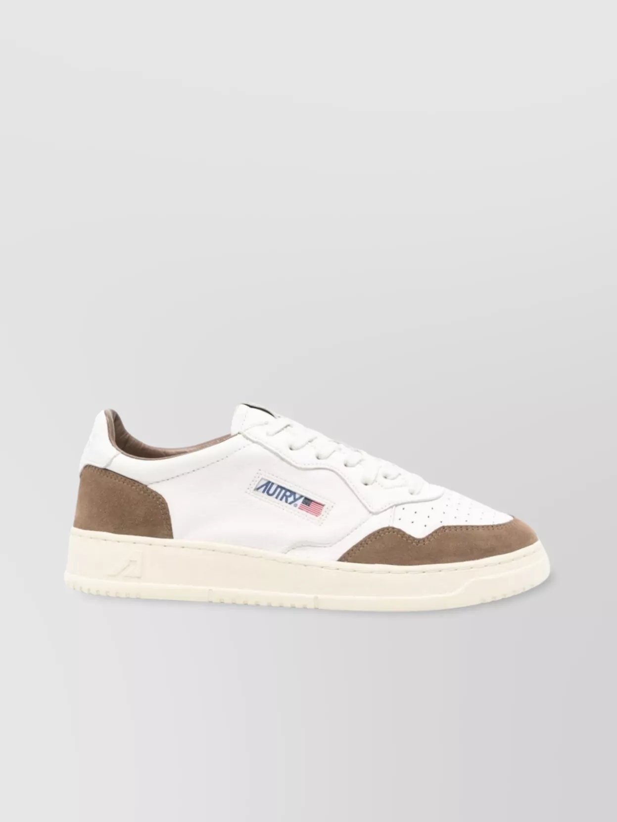 Autry Low Top Medalist Sneakers