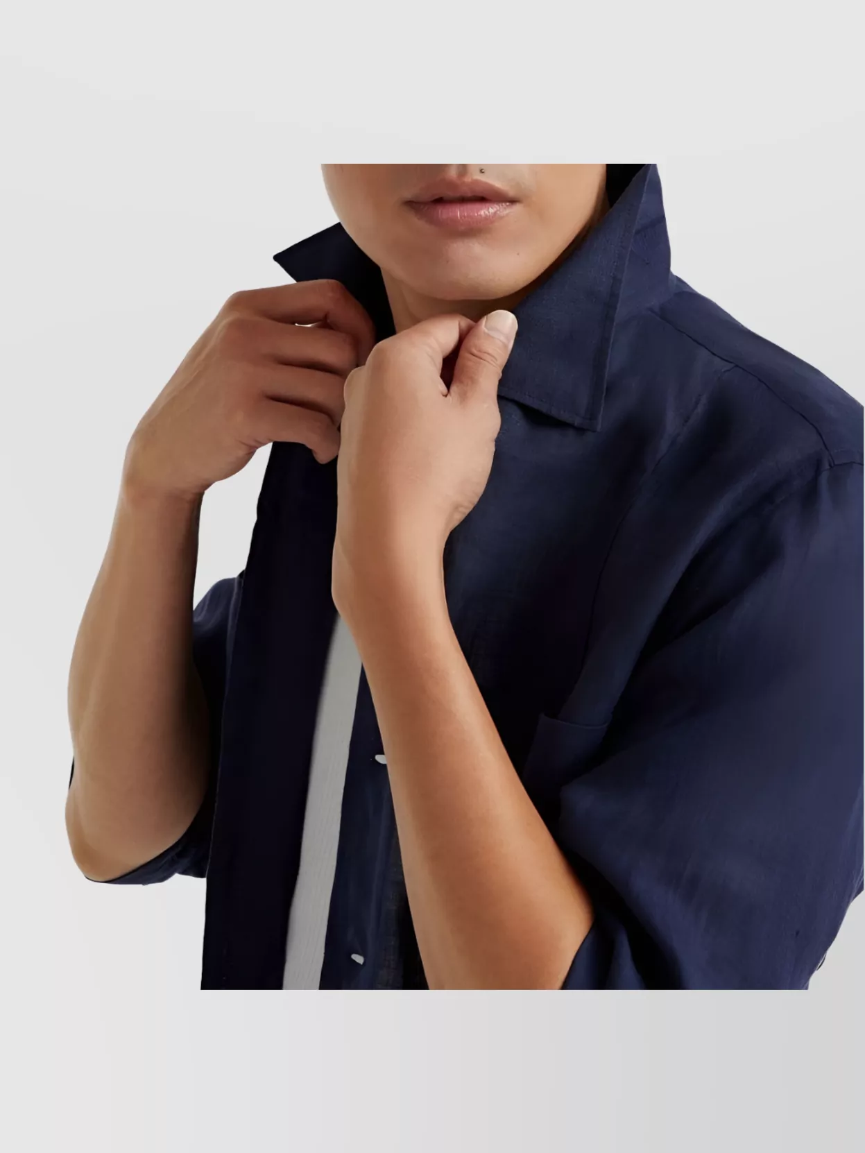 Brunello Cucinelli Linen Shirt With Chest Pockets And Collar