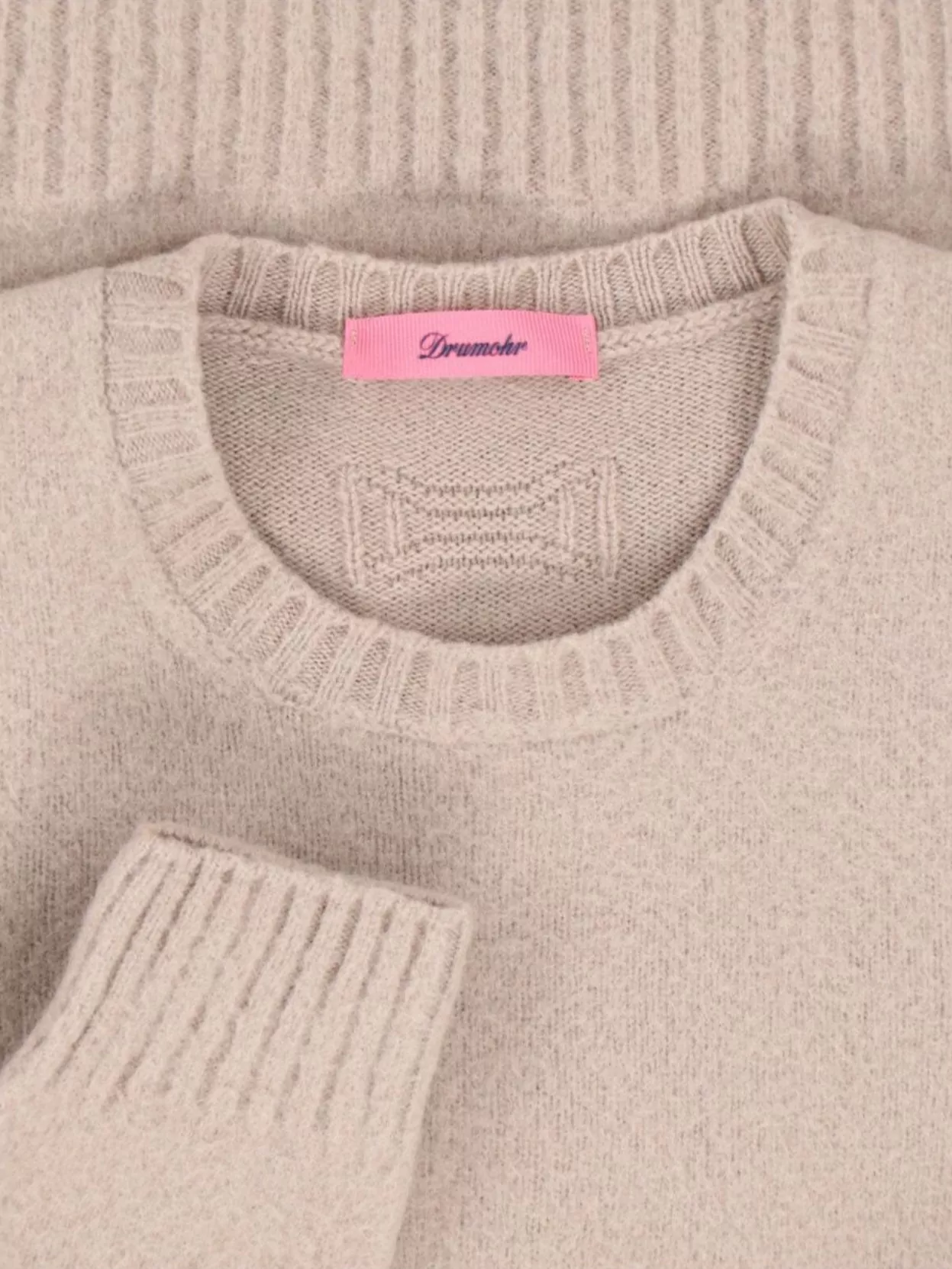 Drumohr Soft Textured Crewneck Sweater With Ribbed Cuffs In Neutral