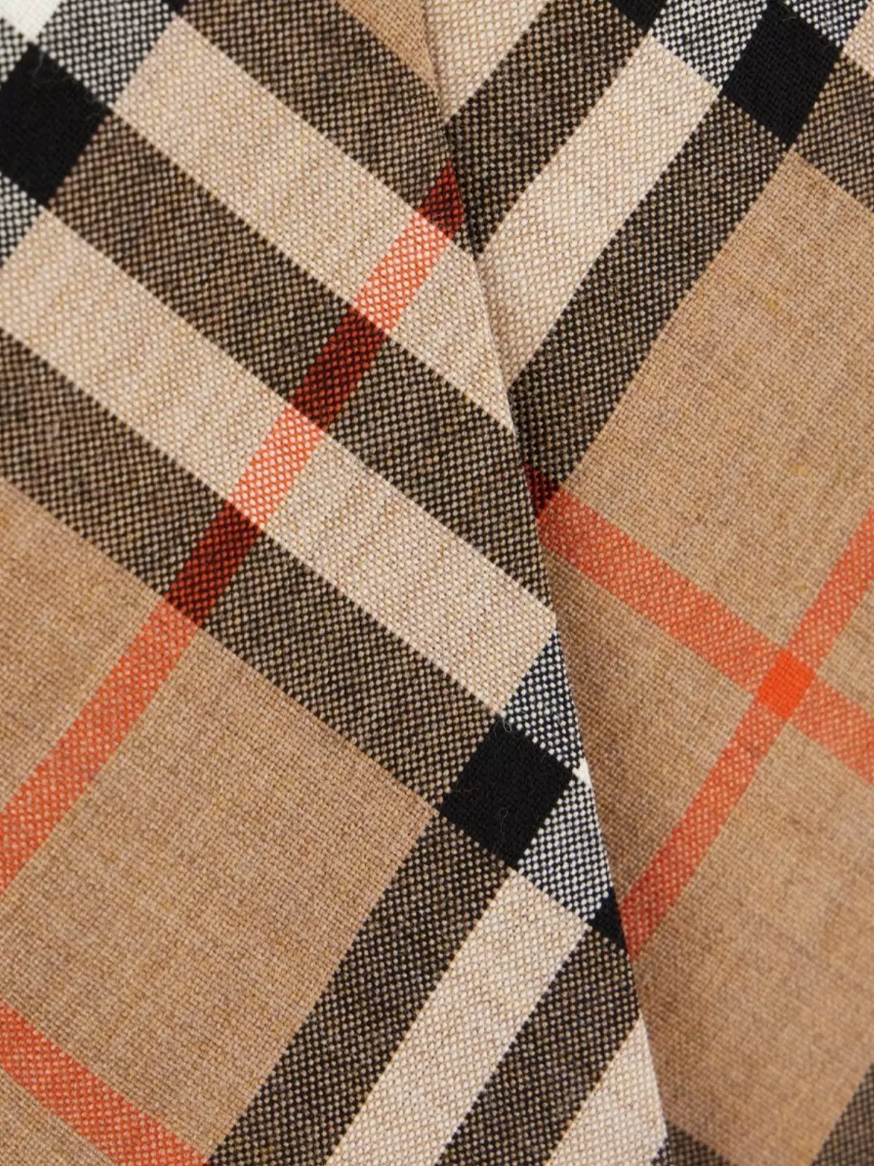 Burberry Plaid Pleated Skirt Belt Detail In Nude