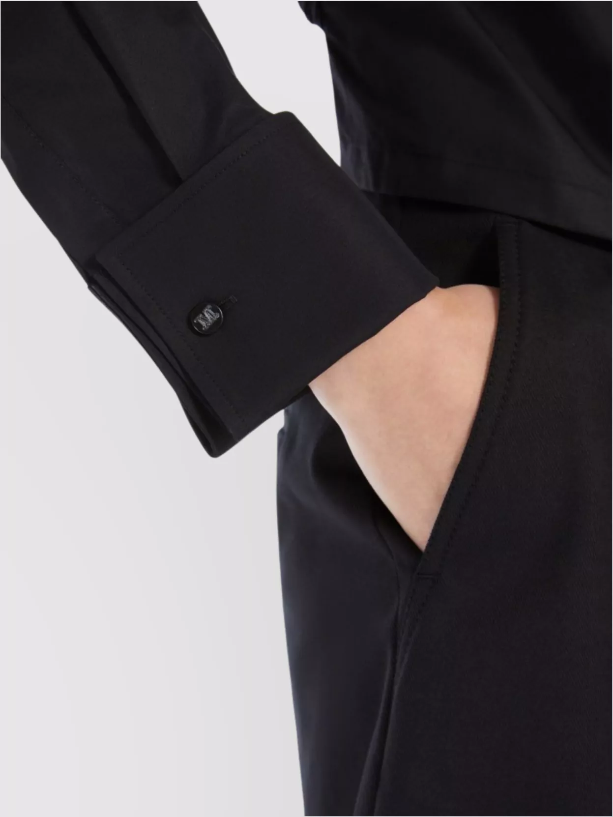 Max Mara Pointed Collar Cropped Shirt With Customised Cufflink Buttons