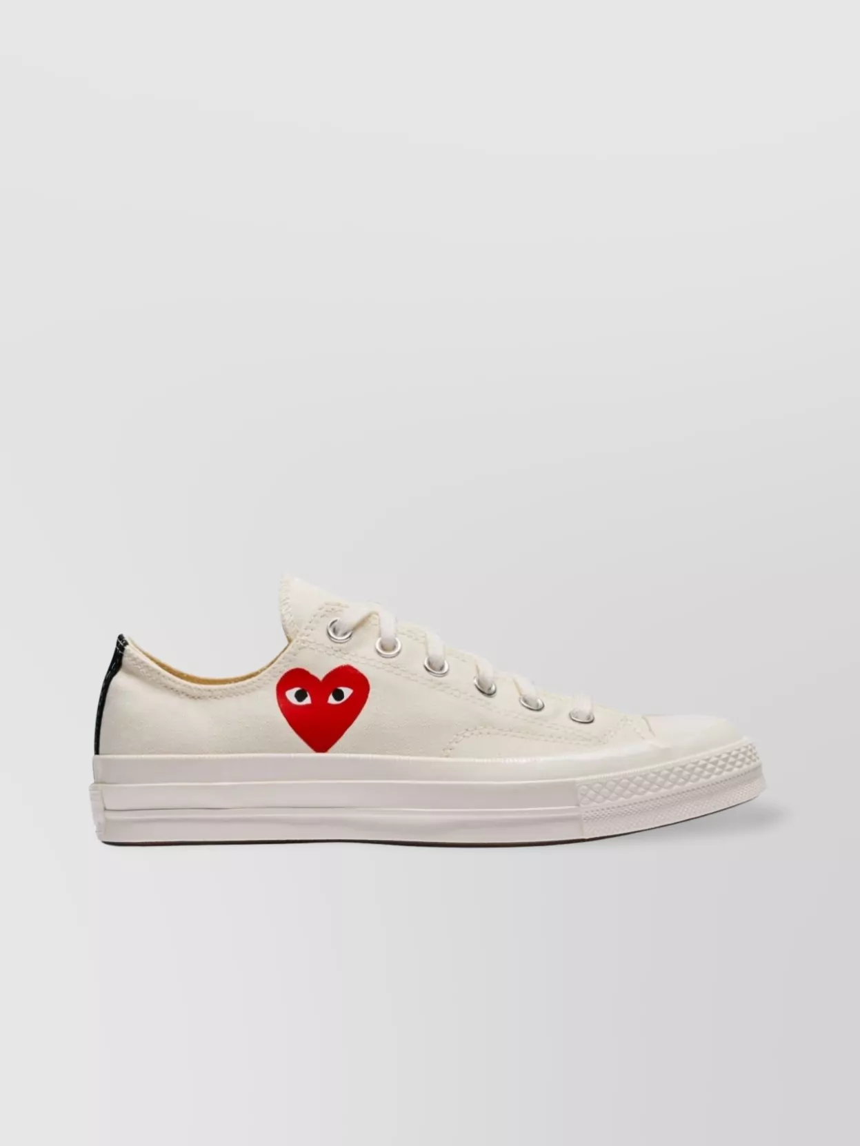 Comme Des Garçons Play Heart Pattern Low Top Sneakers