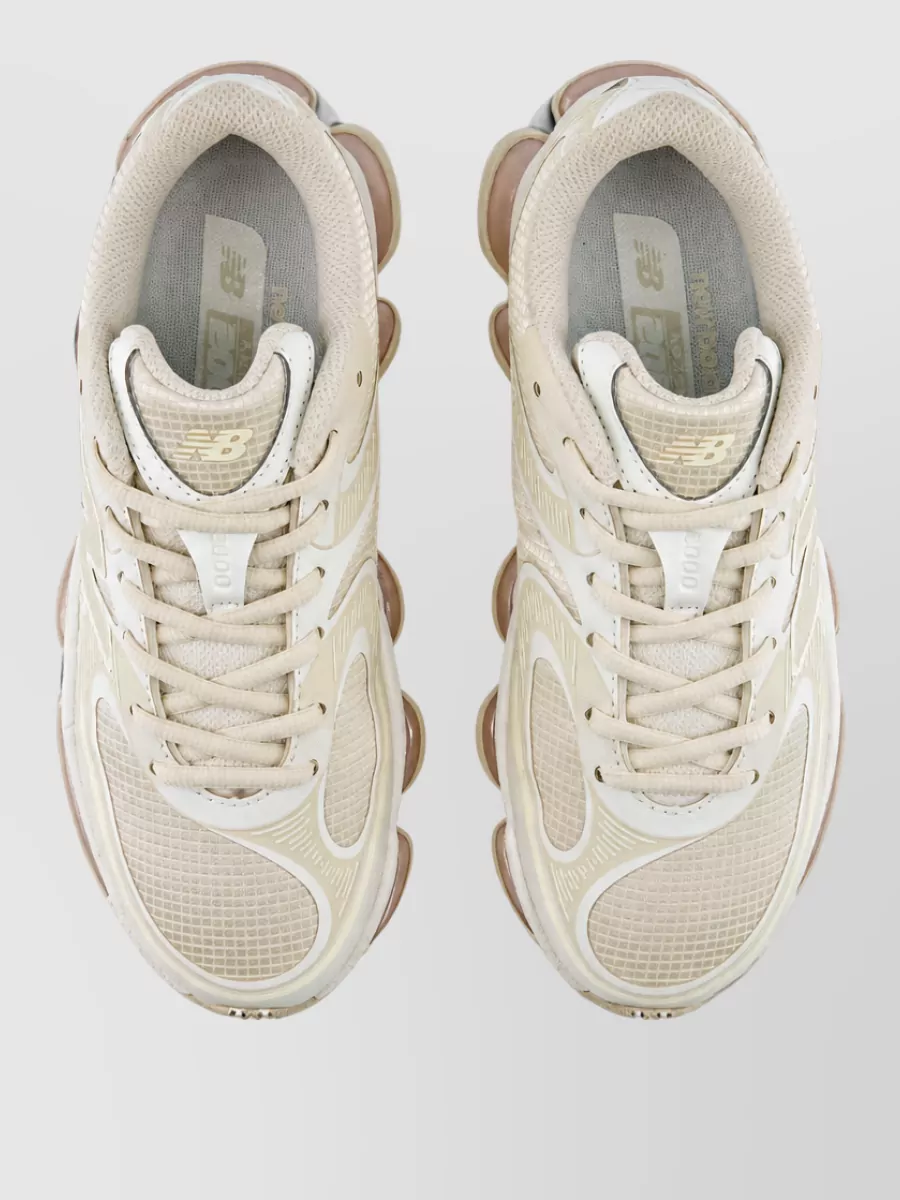 New Balance Low-Top Sneakers
