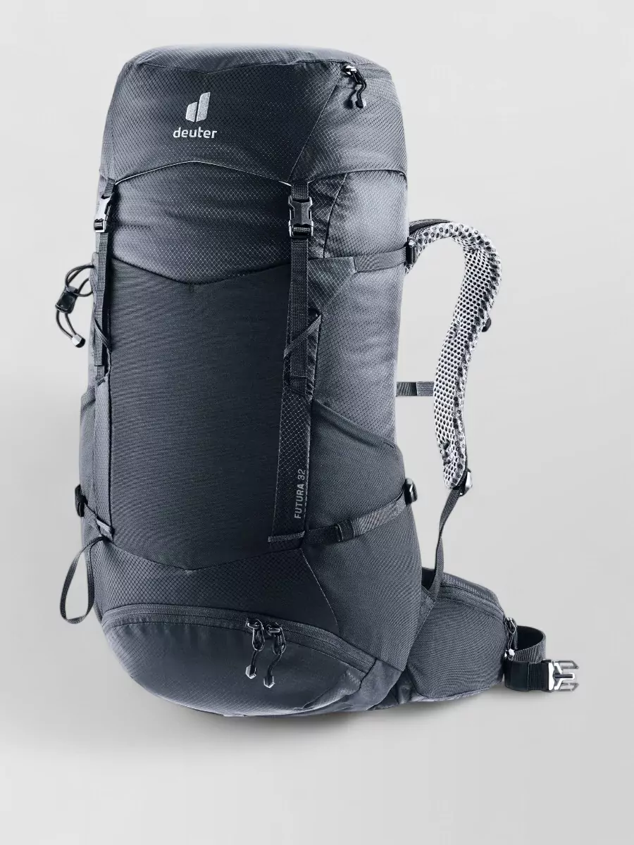 DEUTER futura 32 travel backpack