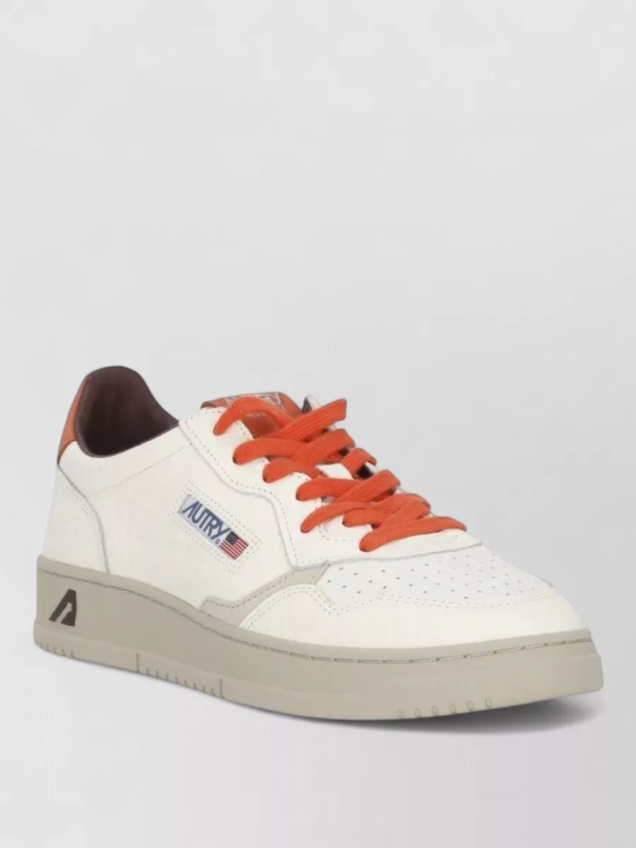 Autry leather low top sneakers