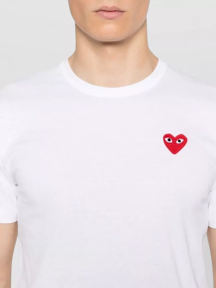 Comme Des Garçons Play Emblem Graphic Print Crew Neck T Shirt