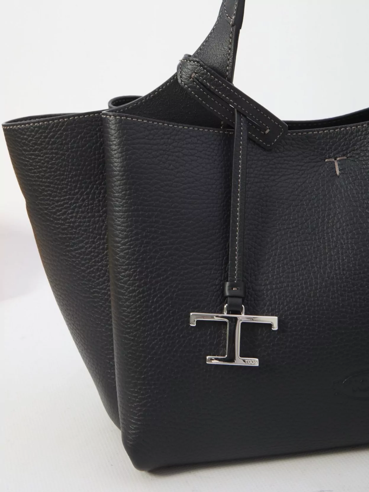 Tod's Small Leather Shoulder Bag