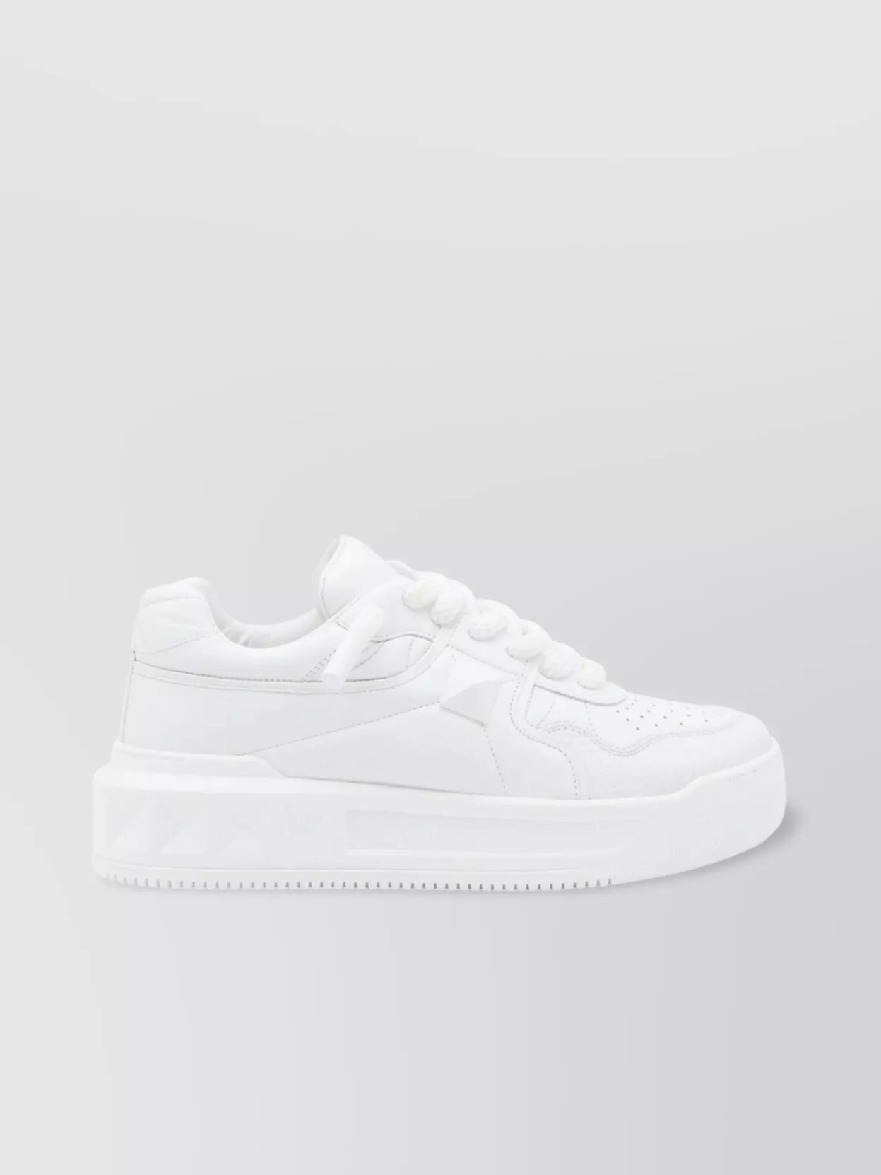 Valentino Garavani Mens White One Stud Xl Chunky-sole Leather Low-top Trainers