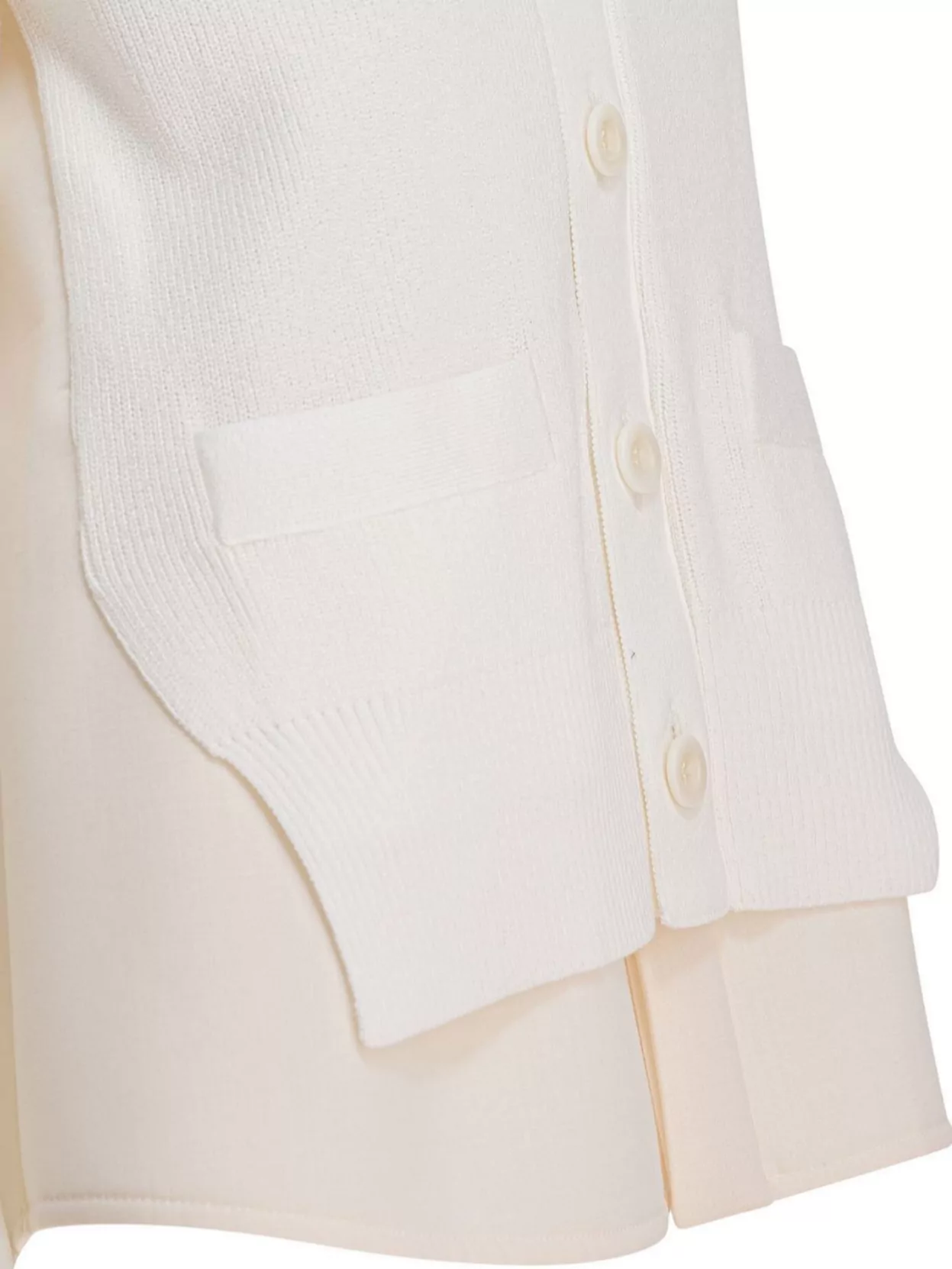 Sacai Short Sleeve V-Neck Sweater With Ribbed Texture And Front Pockets