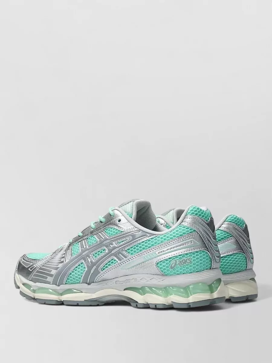 Asics Low-Top Sneakers