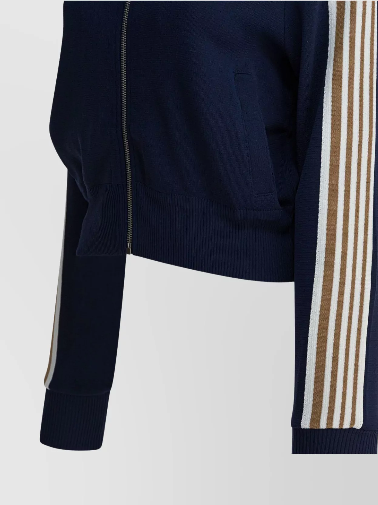 Autry Zippered Sweatshirt Featuring Front Pockets