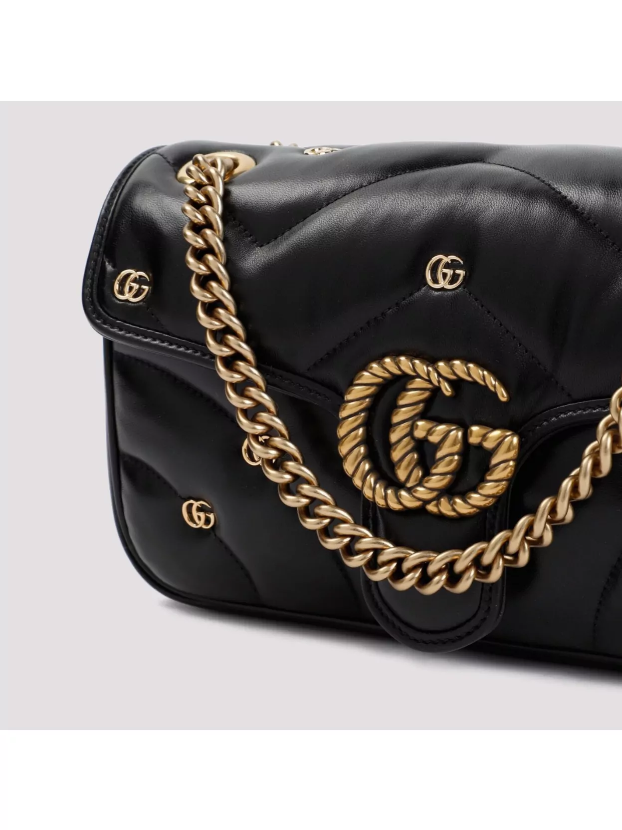 Gucci Gg Marmont Small Shoulder Bag In Black