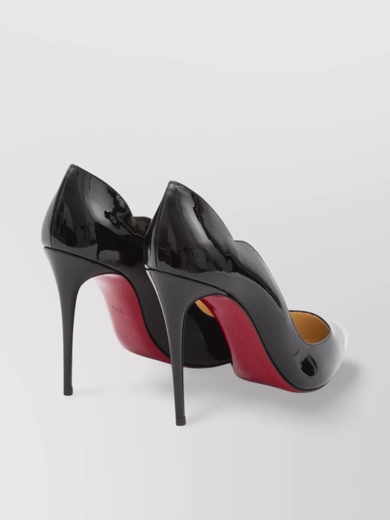 Christian Louboutin Chic 100 Patent Leather Pumps In Gray
